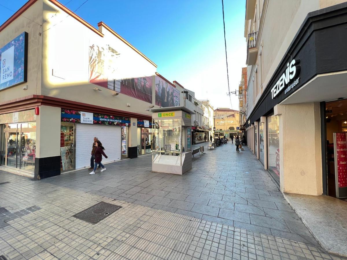 New Camp Nou Apartment/Diret Airport,Beautiful L'Hospitalet de Llobregat Esterno foto