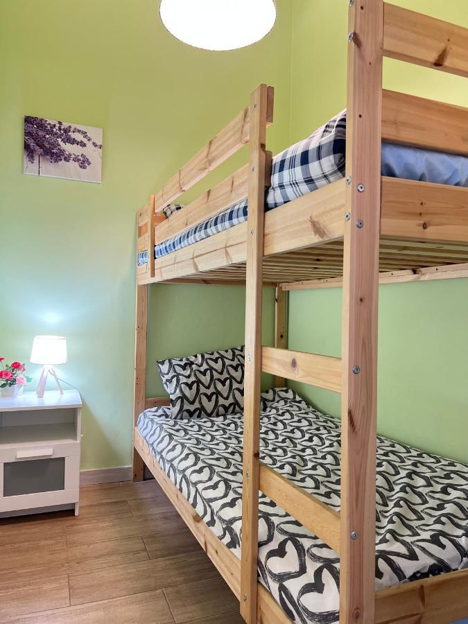 New Camp Nou Apartment/Diret Airport,Beautiful L'Hospitalet de Llobregat Esterno foto